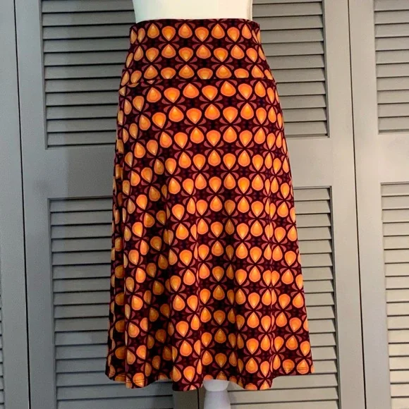LuLaRoe Simply Comfortable Skirt with Vibrant Orange and Black Pattern - Picture 2 of 5